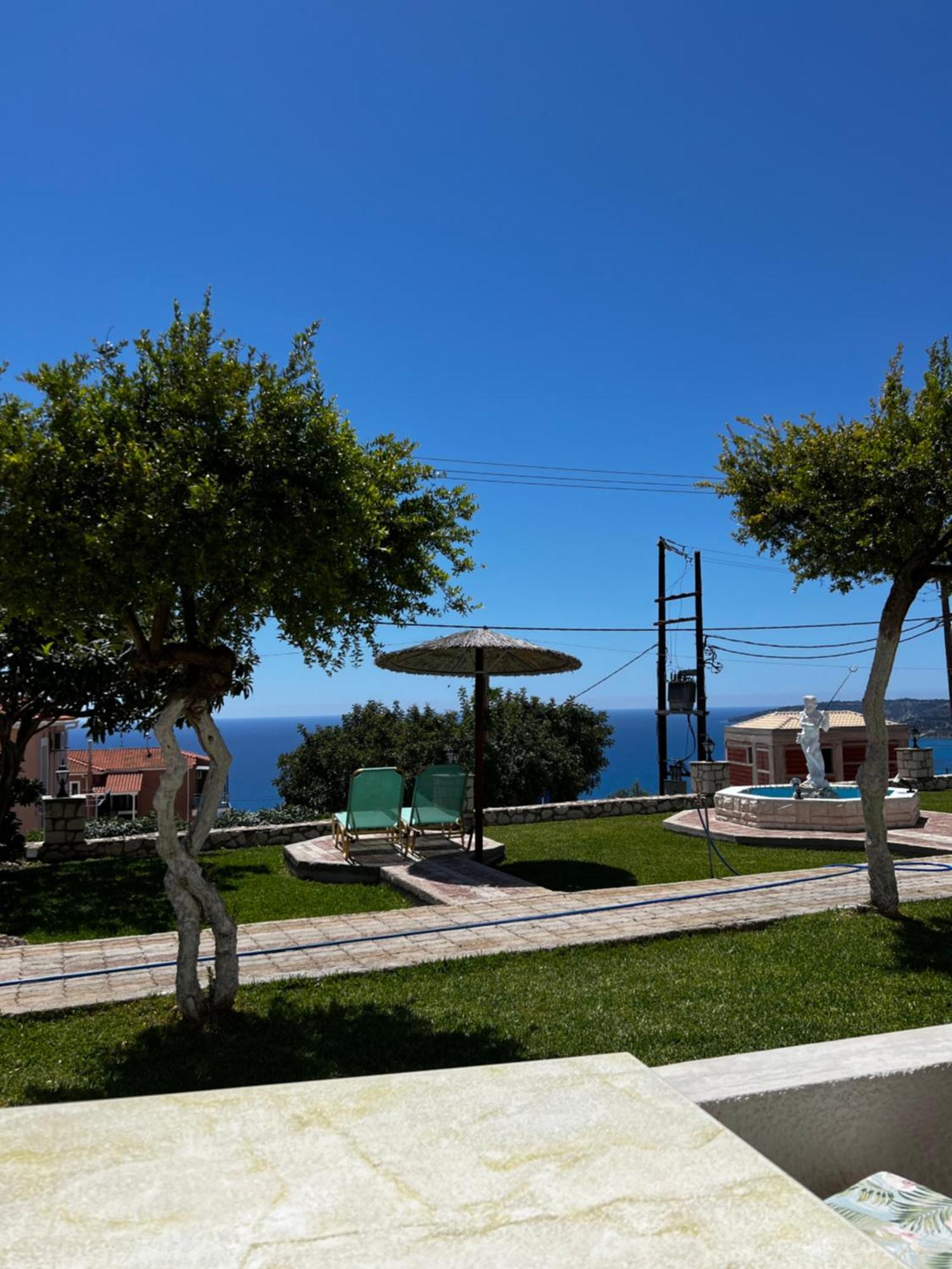 Ocean Front Studios 77 Lourdata  Ruang foto